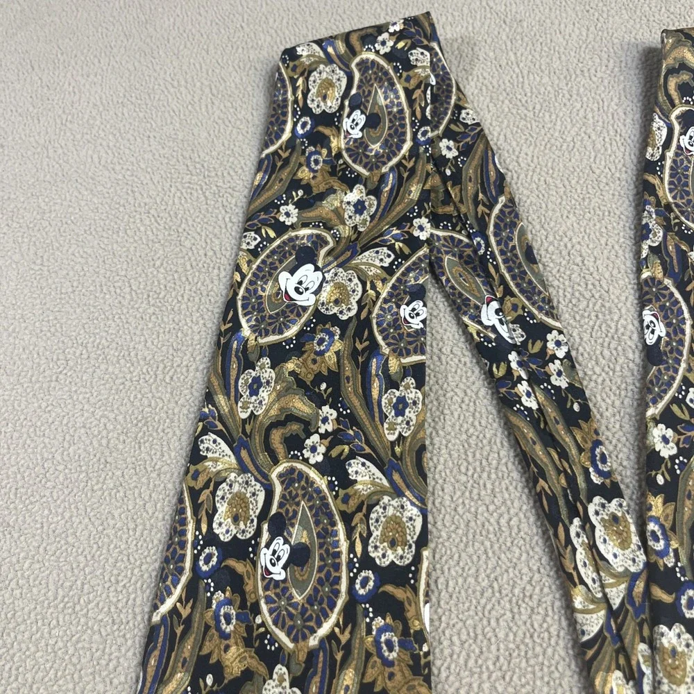 VTG-Disney Mickey Inc- Men's 100% Silk Tie Mickey‎ Floating Head